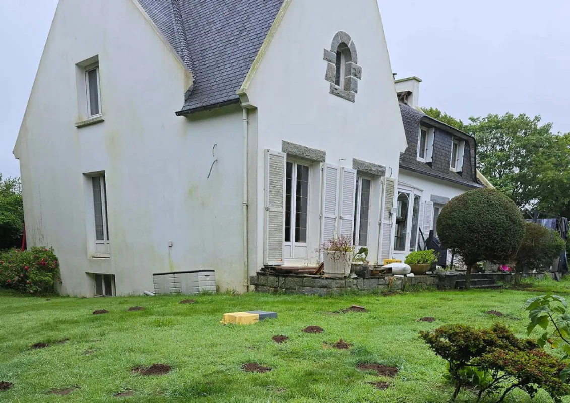 Anti-Taupe Solaire : Avis et Comparatif Ultime avec le Coffret QuickTaupe pour un Jardin Sans Taupes